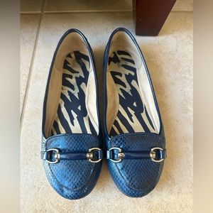 Anne Klein blue flats